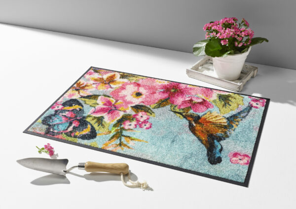 Mata tekstylna Bloomibri – Home & Living, motyw tropikalny